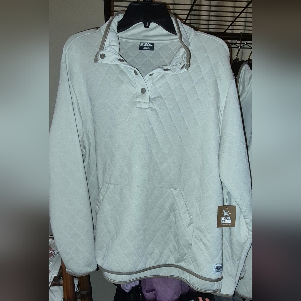 Eddie Bauer Off-White Quilted Pullover With Kangaroo Pocket